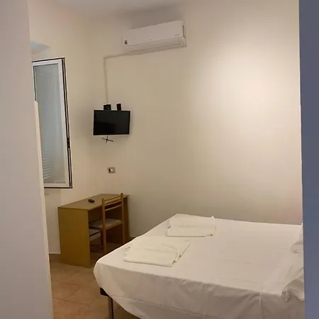 Nuovo Metropol Hotel *