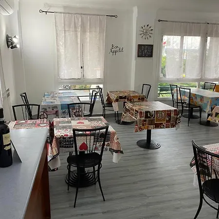 Nuovo Metropol Альбиссола-Марина