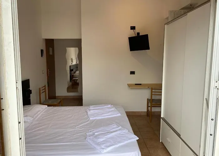 Nuovo Metropol Hotel *