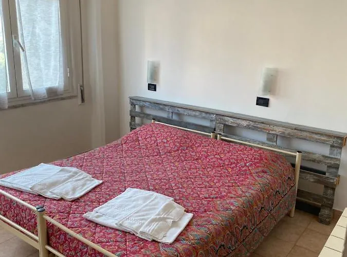 Szálloda Nuovo Metropol *